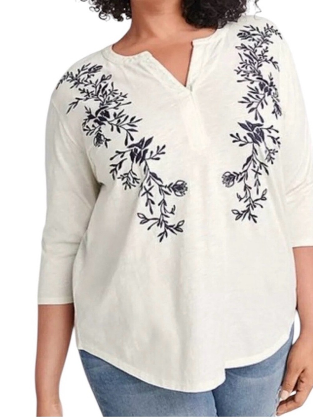Ryllace Embroidered Split Neck Womens 1X Top White w/ Navy Blue organic cotton